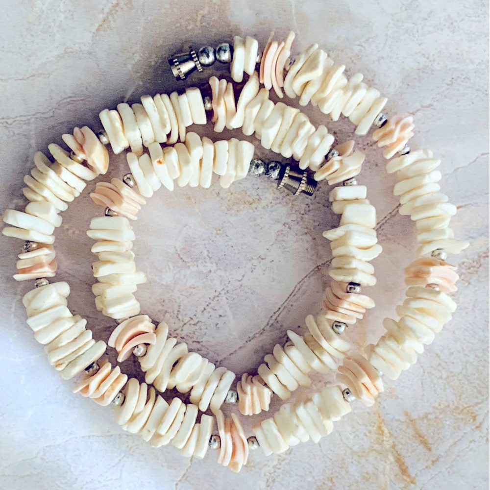 Vintage Puka Shell Unisex Choker Necklace
